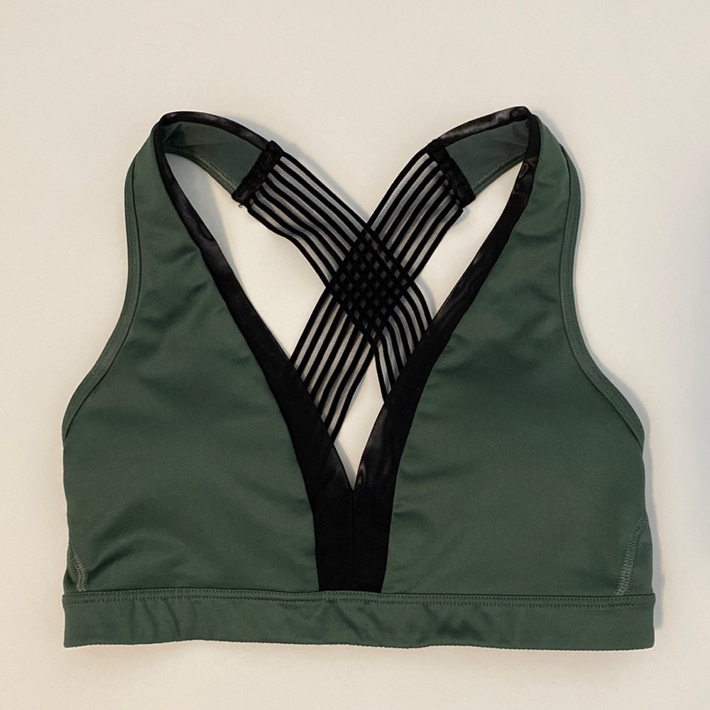 Victoria Secret Sport: Sage Cross Sports Bra